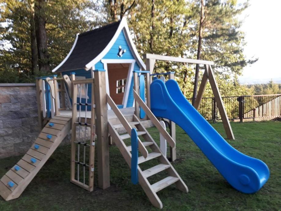 Villa Emi Zgornje Skofije Kültér fotó